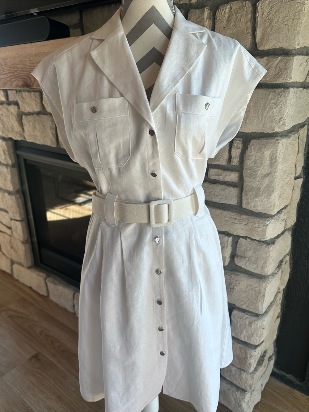 DKNY notched collar white short-sleeve shirt dress belted with chest pockets 10 - Picture 3 of 9